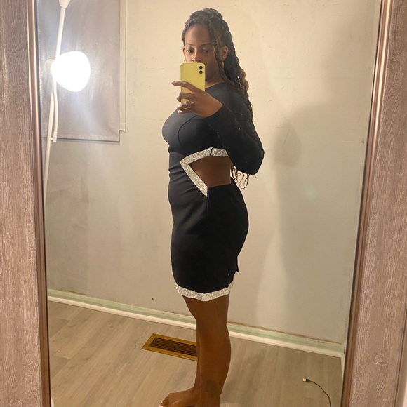 Black Dress Silver trim - Picture 3 of 6